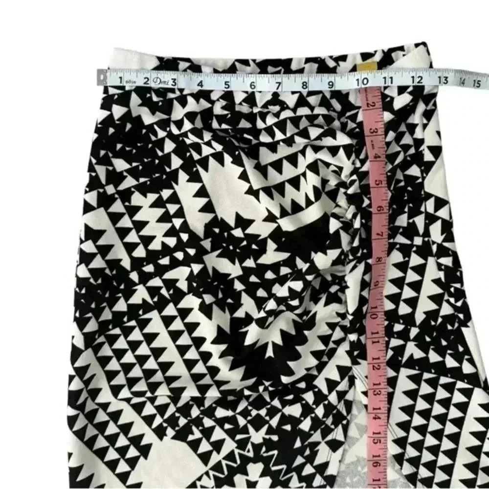Material Girl Black/White Pull-on Size Small Long Skirt Women's Maxi Style Slit - Picture 4 of 9